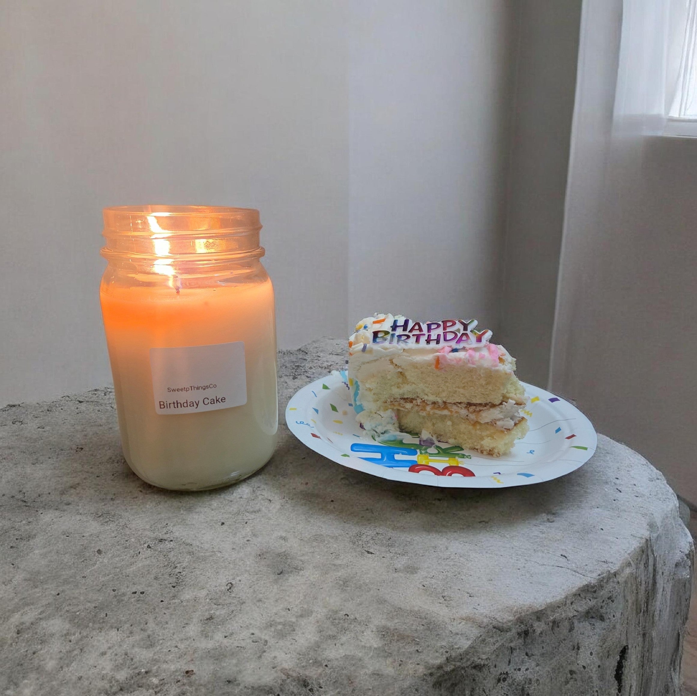 16oz Birthday Cake Soy Candle (1-lb) Glass Jar